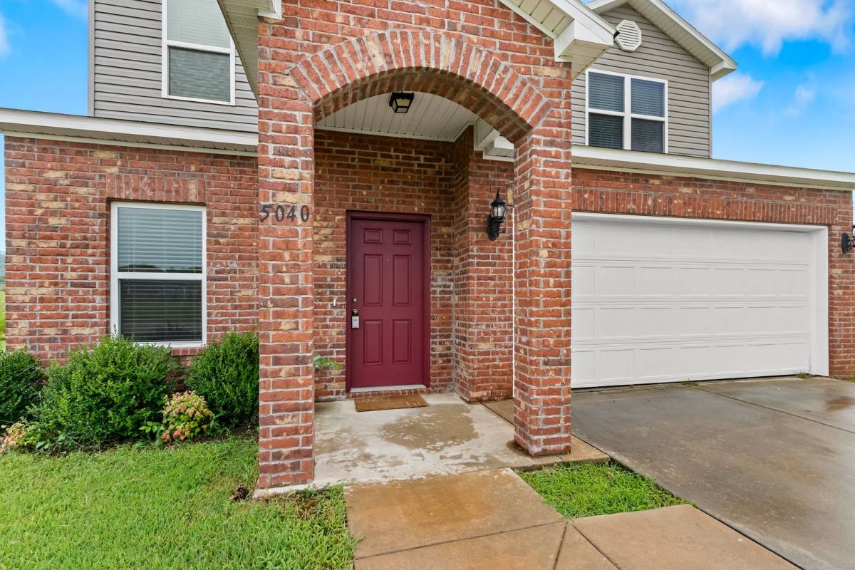 House for rent at 5040 W Colfax Loop, Fayetteville, AR 72704