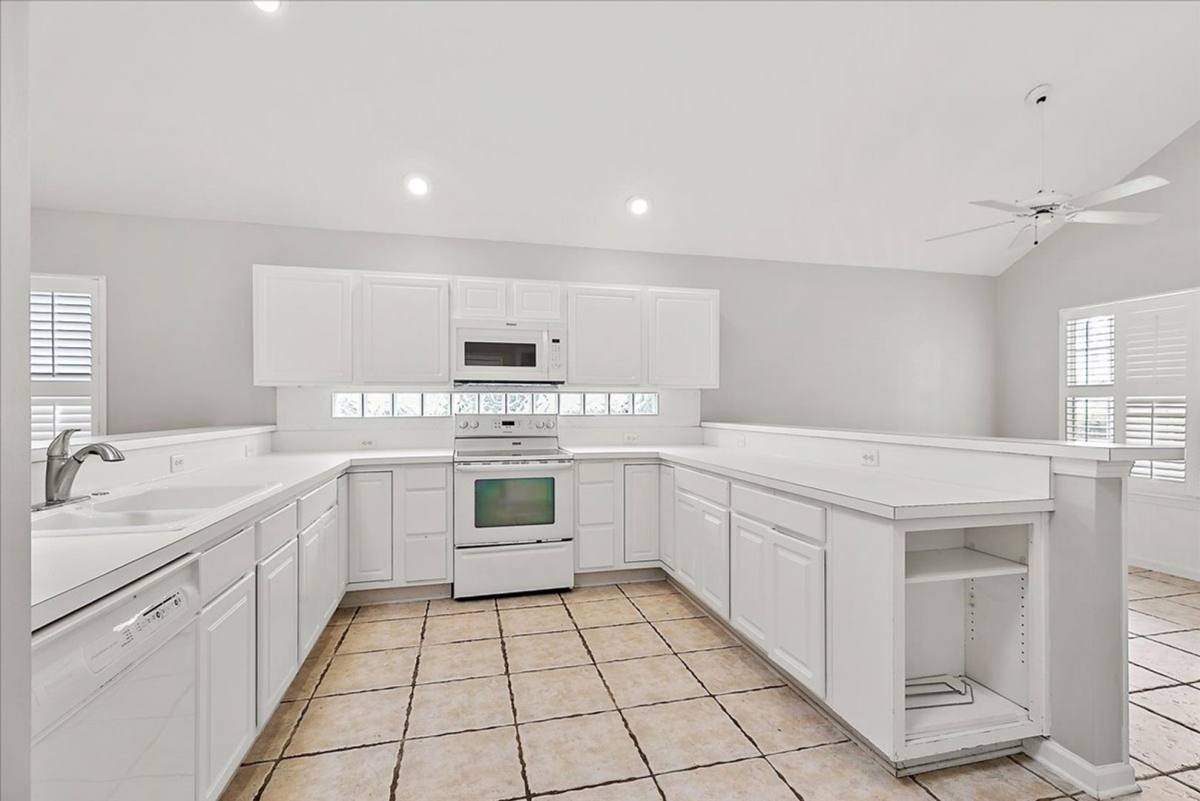 House for rent at 1065 Theodore Ave, Jacksonville Beach, FL 32250