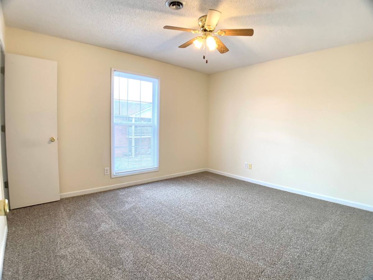 Apartment for rent at 3289 Tower Dr, Clarksville, TN 37042