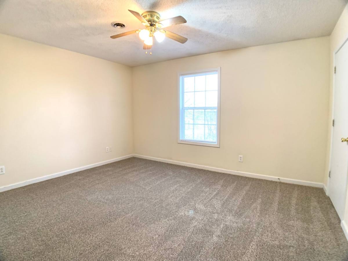 Apartment for rent at 3289 Tower Dr, Clarksville, TN 37042