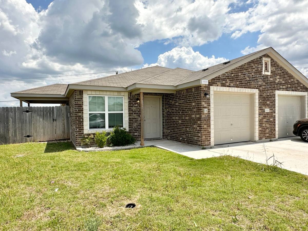 Townhouse for rent at 1825 Clovis Dr, Copperas Cove, TX 76522