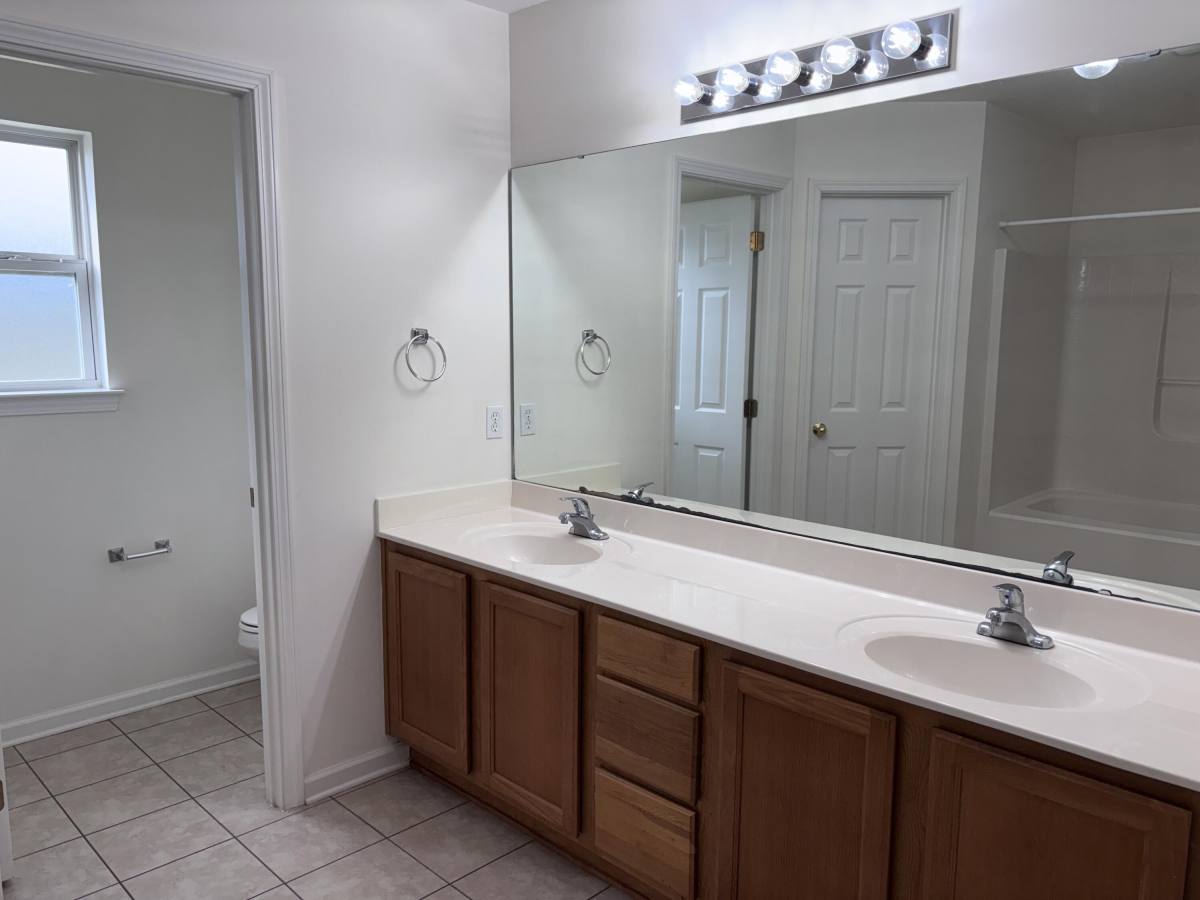 Apartment for rent at 64 7th St #64, Shalimar, FL 32579
