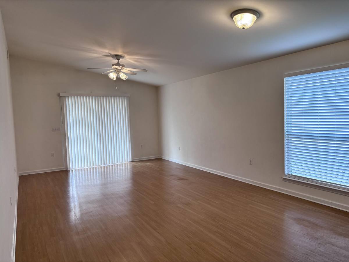 Apartment for rent at 64 7th St #64, Shalimar, FL 32579