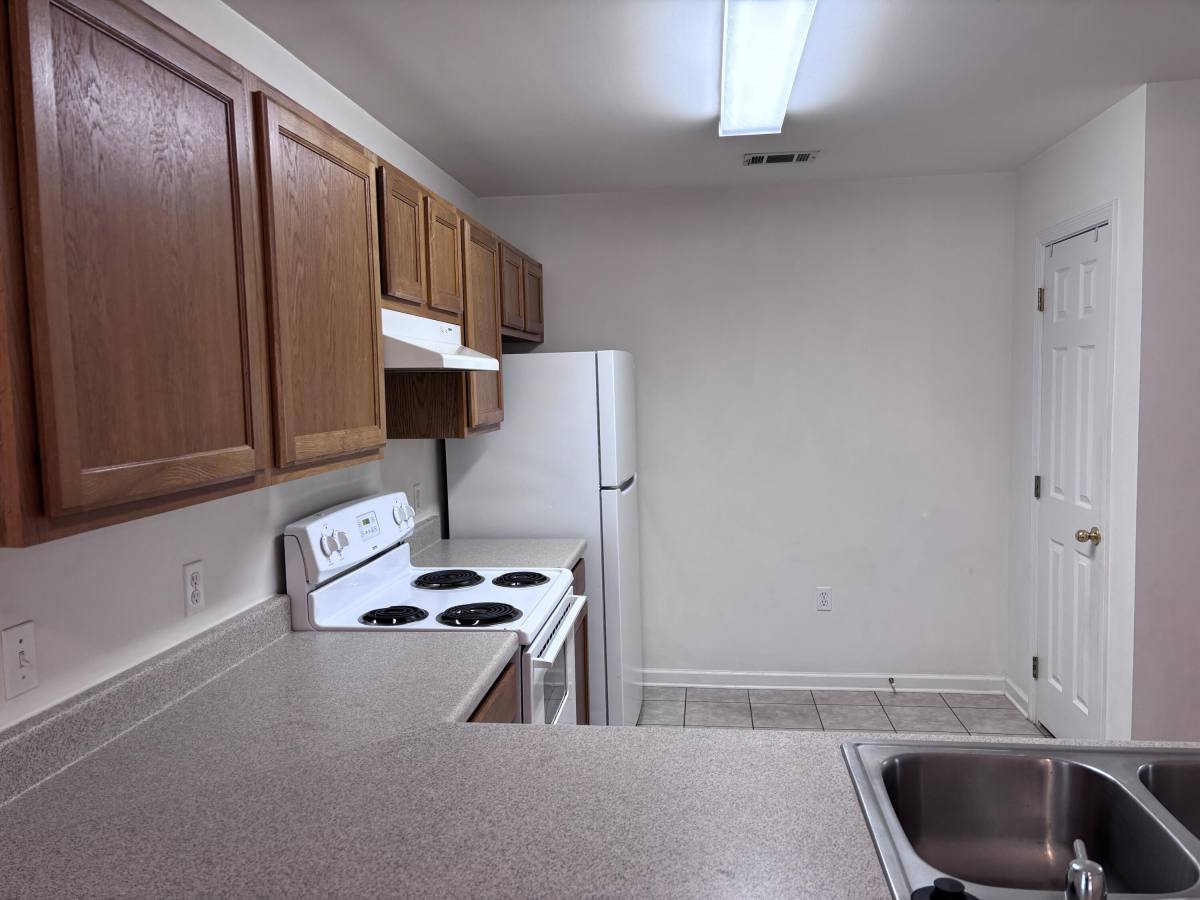 Apartment for rent at 64 7th St #64, Shalimar, FL 32579