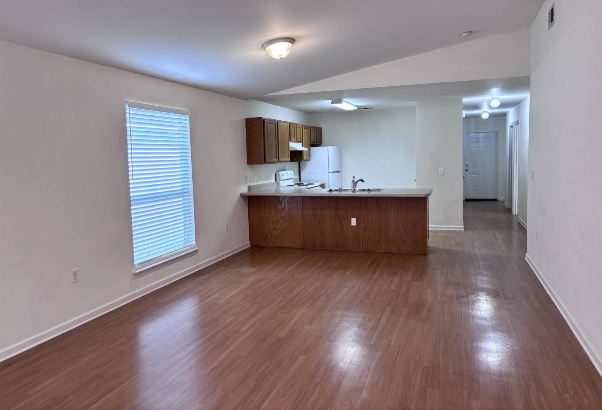 Apartment for rent at 64 7th St #64, Shalimar, FL 32579