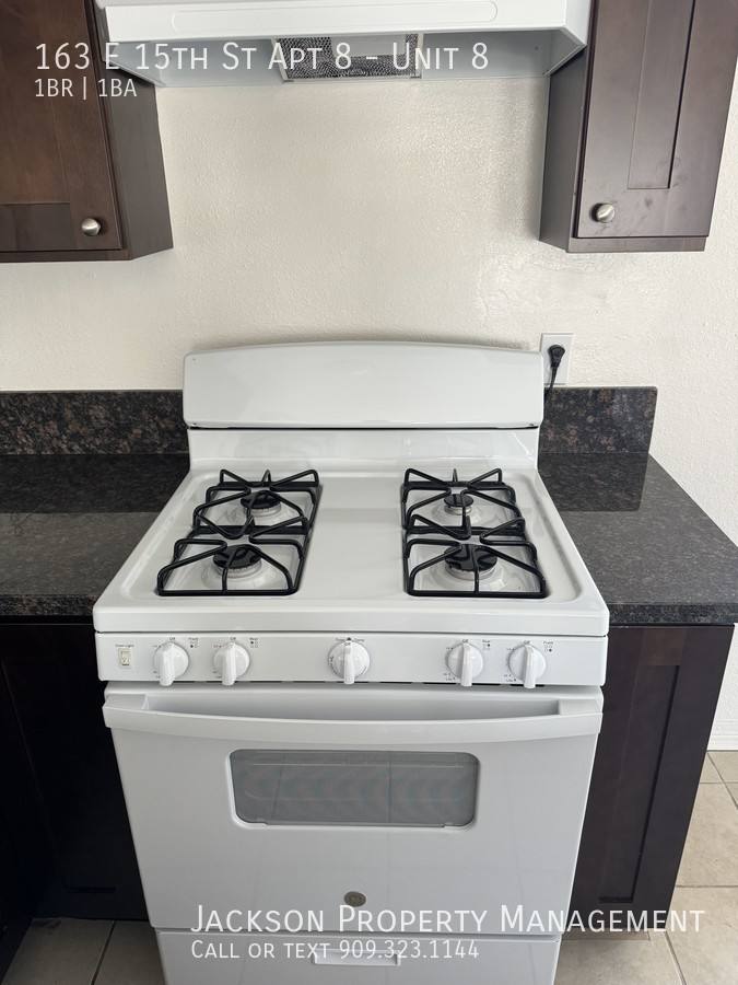 Apartment for rent at 163 E 15th St #8, San Bernardino, CA 92404