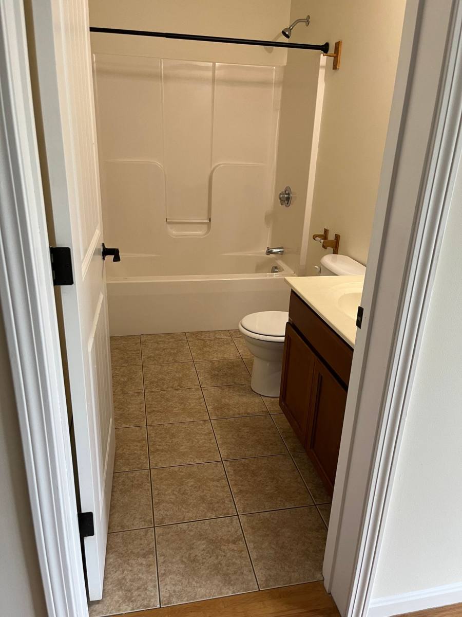 Apartment for rent at 1 Regent Dr, Dover, NH 03820