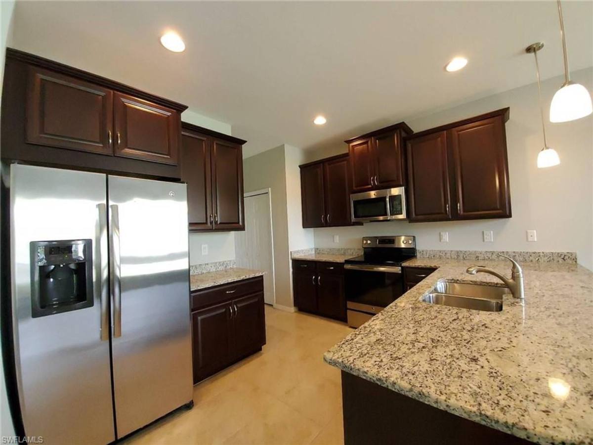 Townhouse for rent at 3878 Burrfield St, Fort Myers, FL 33916