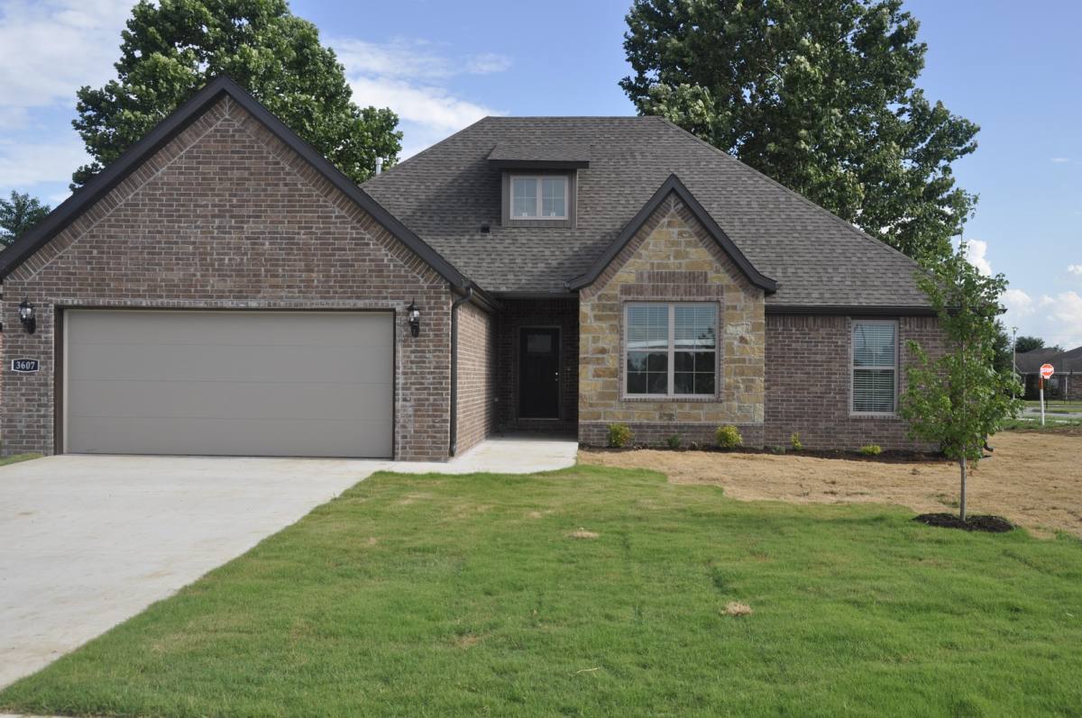 House for rent at 3607 SW Picasso Blvd, Bentonville, AR 72712