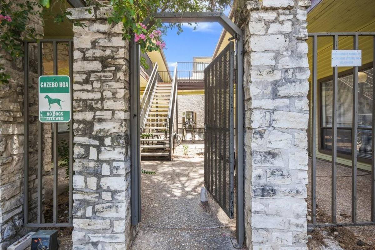 Condo for rent at 2815 Rio Grande St, Austin, TX 78705