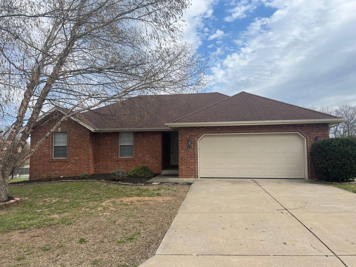 House for rent at 414 S Michelle Ave, Republic, MO 65738
