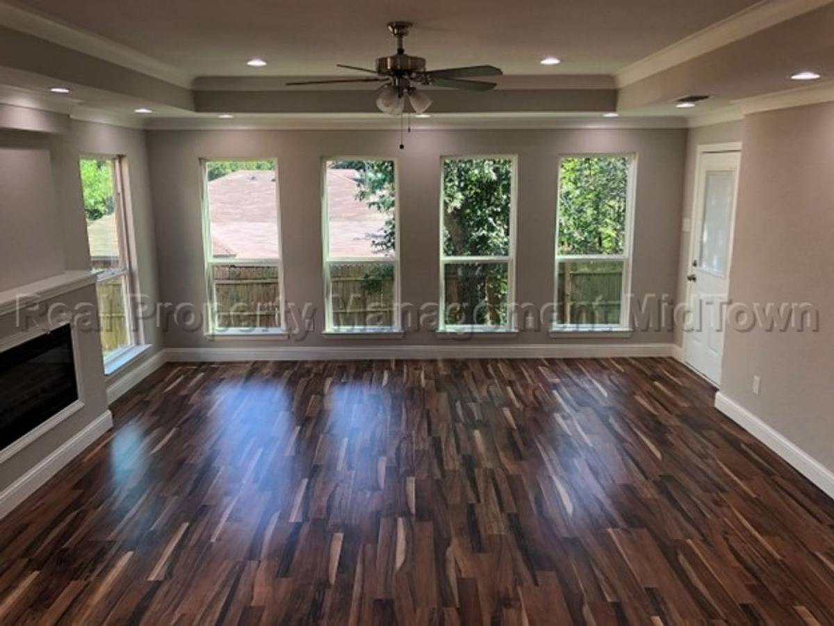 House for rent at 2325 Warwick Ave, Grand Prairie, TX 75052