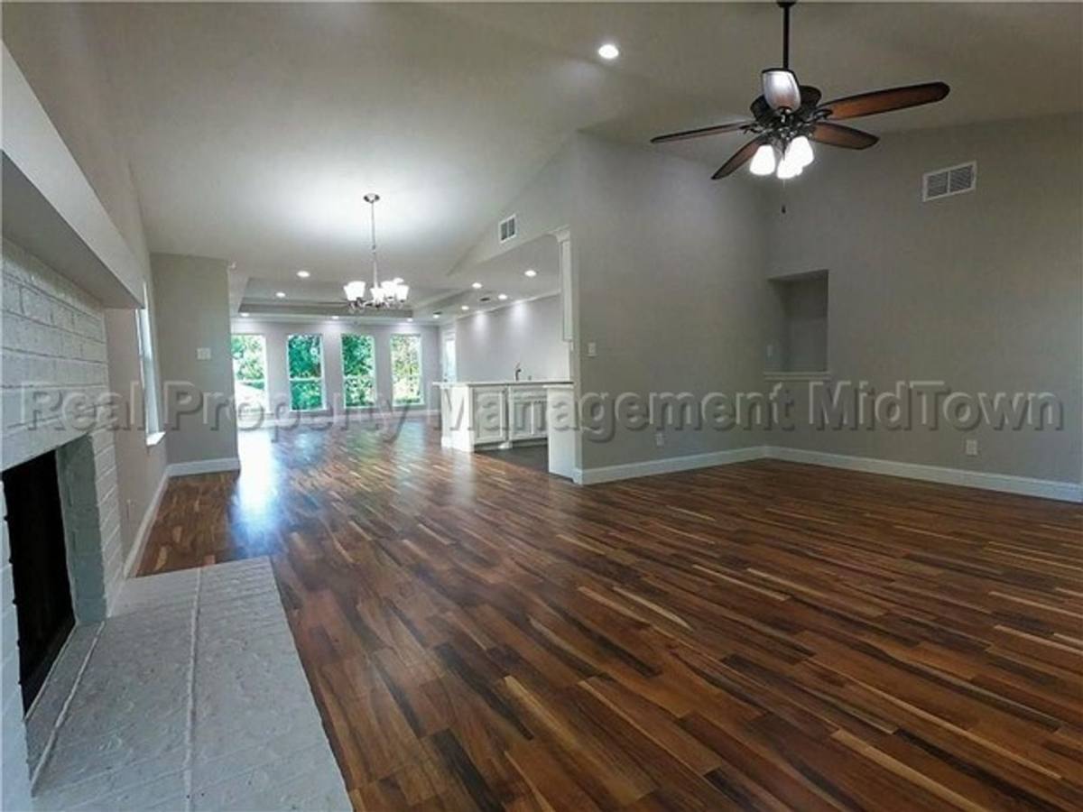 House for rent at 2325 Warwick Ave, Grand Prairie, TX 75052