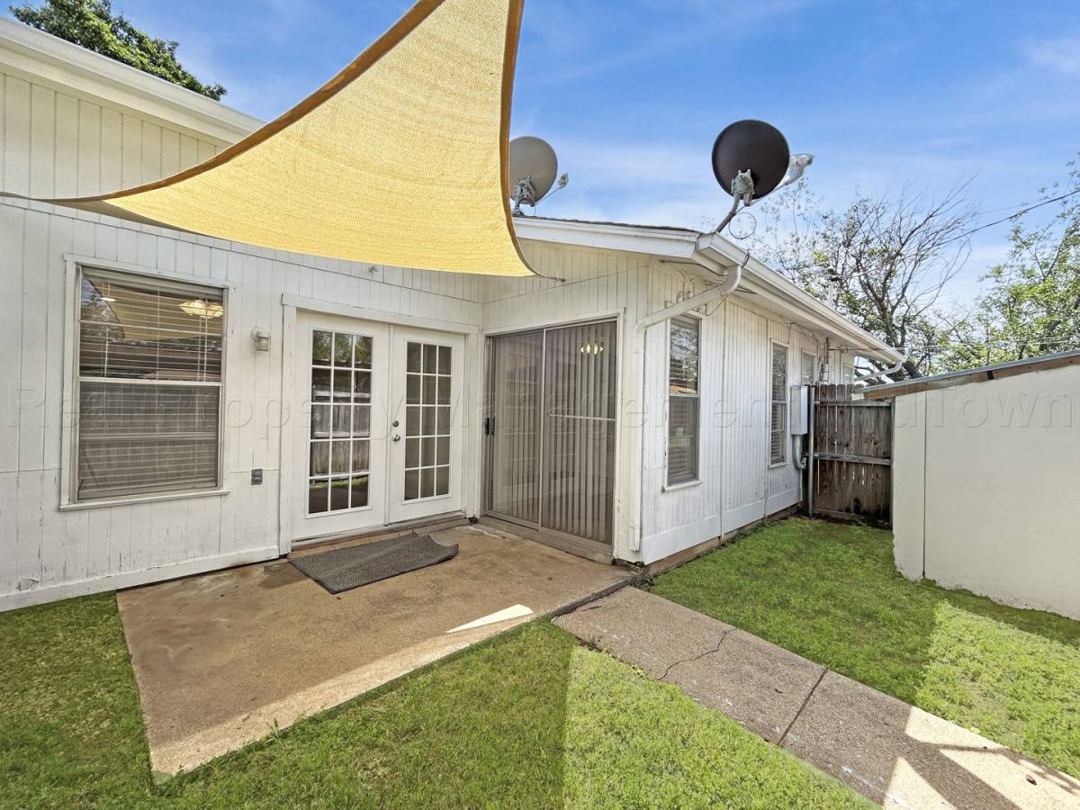 Townhouse for rent at 536 Guerin Dr 534, Arlington, TX 76012