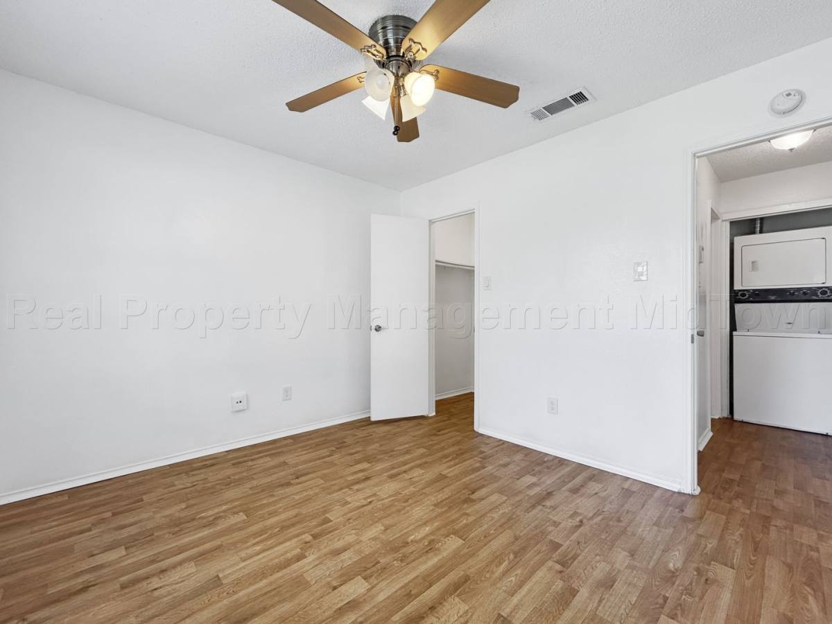 Townhouse for rent at 536 Guerin Dr 534, Arlington, TX 76012