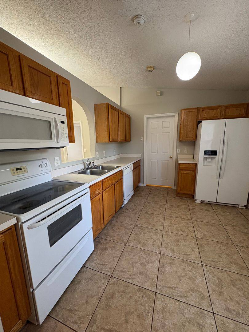 House for rent at 3548 Stonefield Dr, Orlando, FL 32826