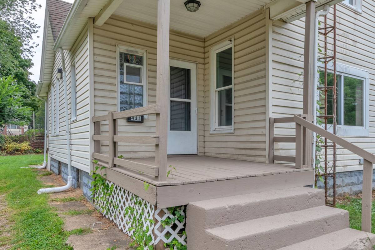House for rent at 431 Kennet Court NW, Canton, OH 44705