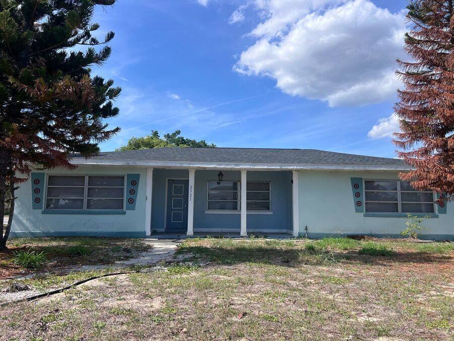 House for rent at 2525 Maple Ave, Lake Wales, FL 33898