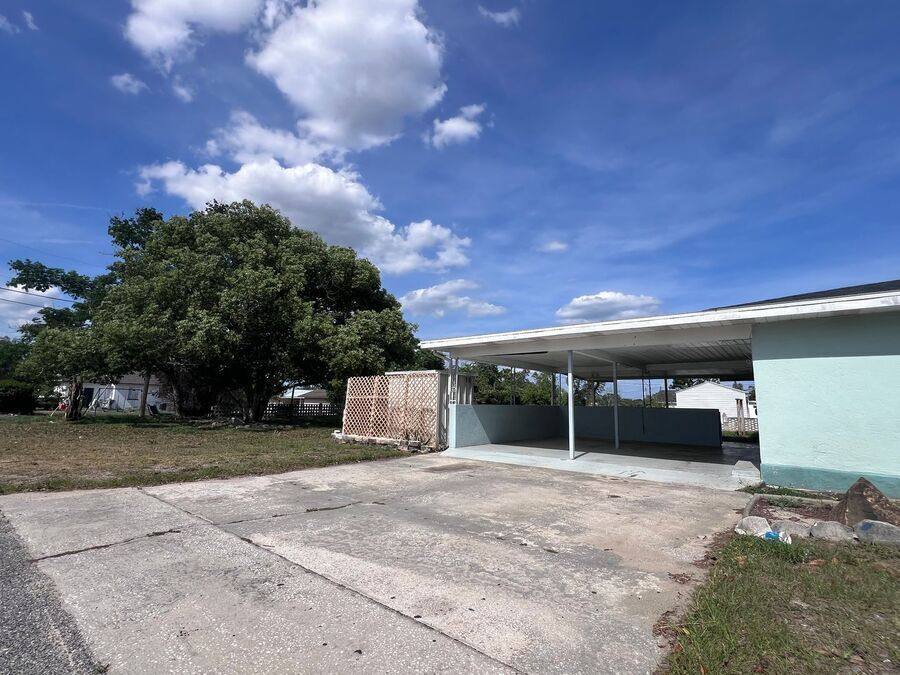 House for rent at 2525 Maple Ave, Lake Wales, FL 33898