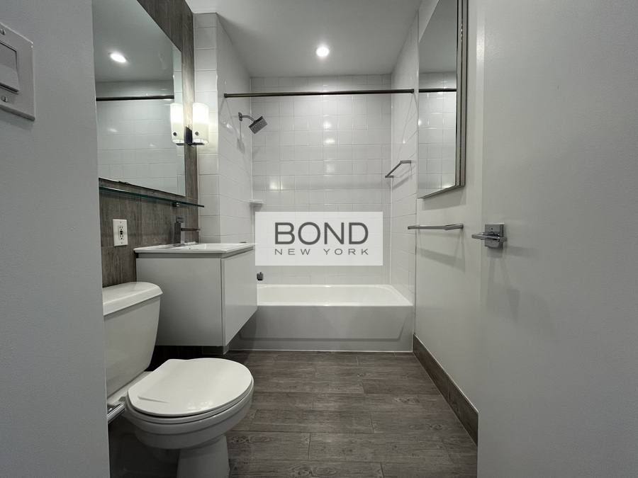 Apartment for rent at 50 Murray St #16, New York, NY 10007