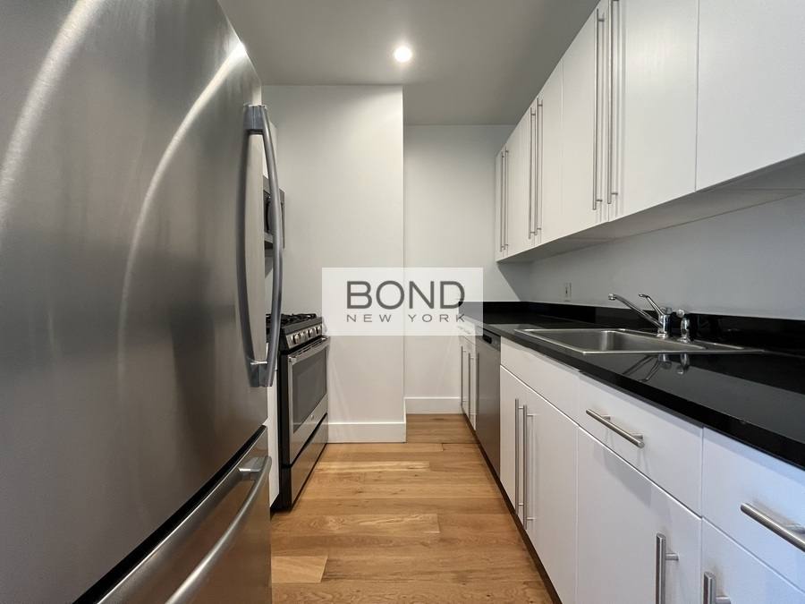 Apartment for rent at 50 Murray St #16, New York, NY 10007