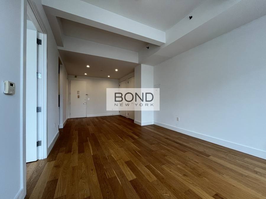 Apartment for rent at 50 Murray St #16, New York, NY 10007