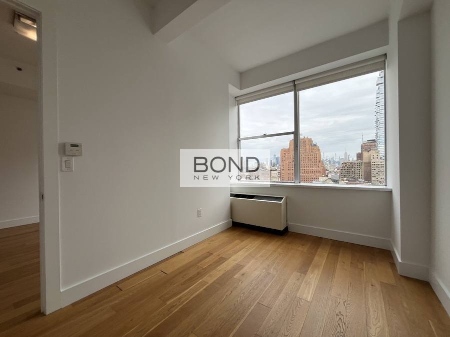 Apartment for rent at 50 Murray St #16, New York, NY 10007