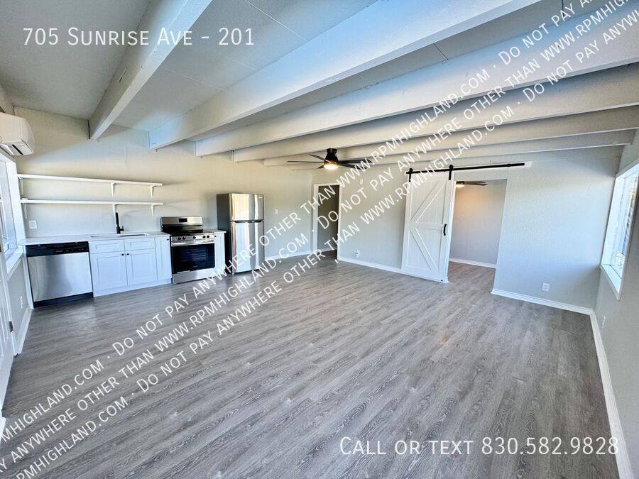 Apartment for rent at 705 Sunrise Ave #201, Llano, TX 78643