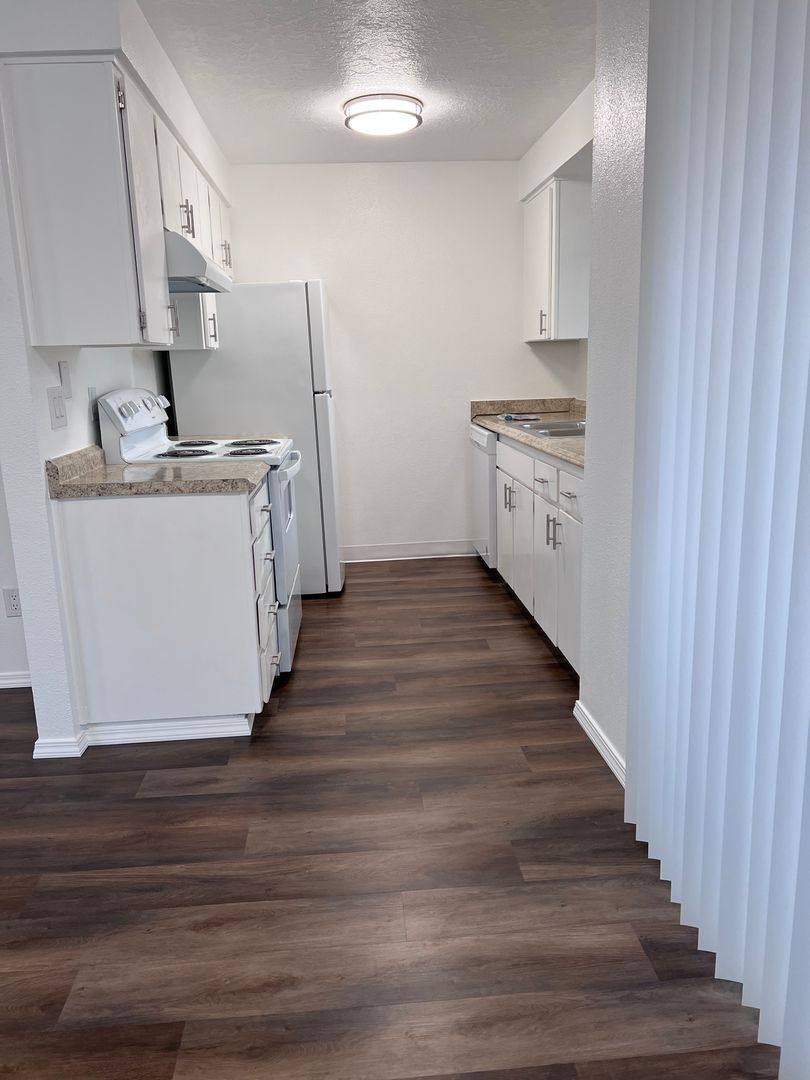 Apartment for rent at 3459 Hawthorne Ave NE, Salem, OR 97301