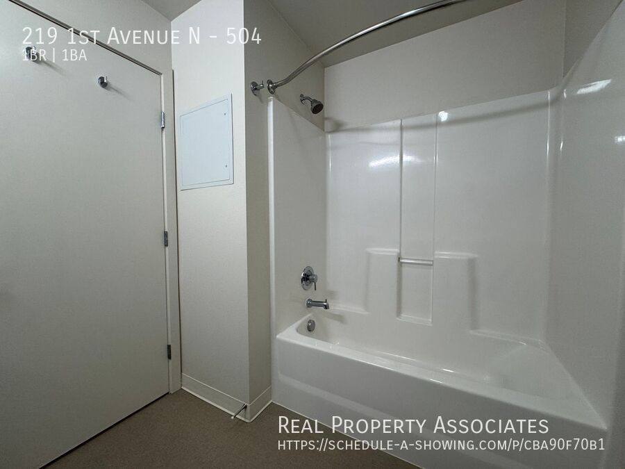 Apartment for rent at 219 1st Ave N #504, Seattle, WA 98109