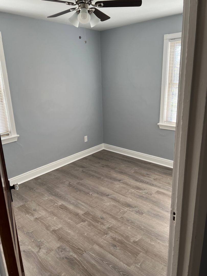 Apartment for rent at 1606 Algonquin Parkway, Louisville, KY 40210