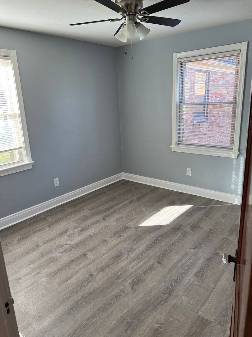 Apartment for rent at 1606 Algonquin Parkway, Louisville, KY 40210
