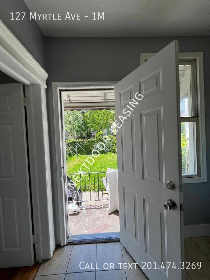 Apartment for rent at 127 Myrtle Ave #1M, Jersey City, NJ 07305