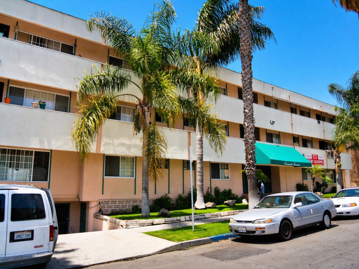 Apartment for rent at 1735 Coronado Ave, Long Beach, CA 90804