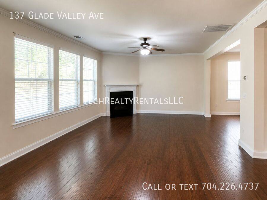 House for rent at 137 Glade Valley Ave, Mooresville, NC 28117