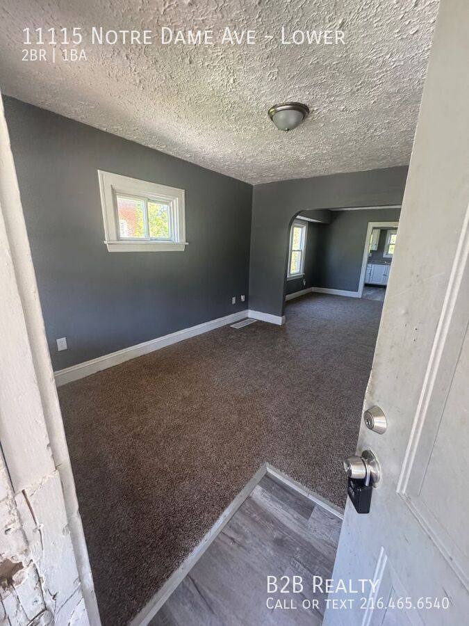 Apartment for rent at 11115 Notre Dame Ave, Cleveland, OH 44104