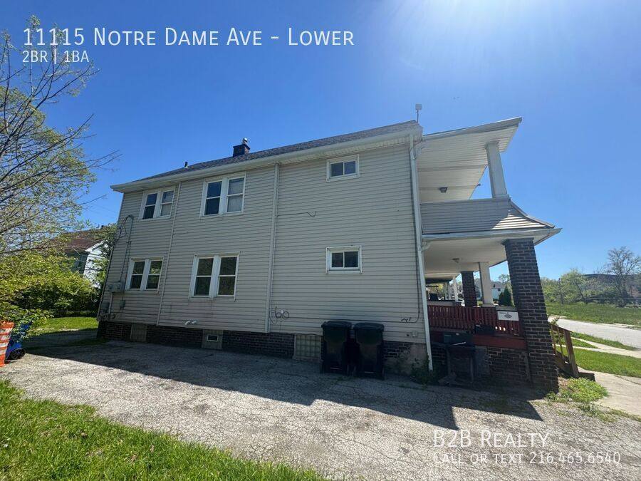 Apartment for rent at 11115 Notre Dame Ave, Cleveland, OH 44104
