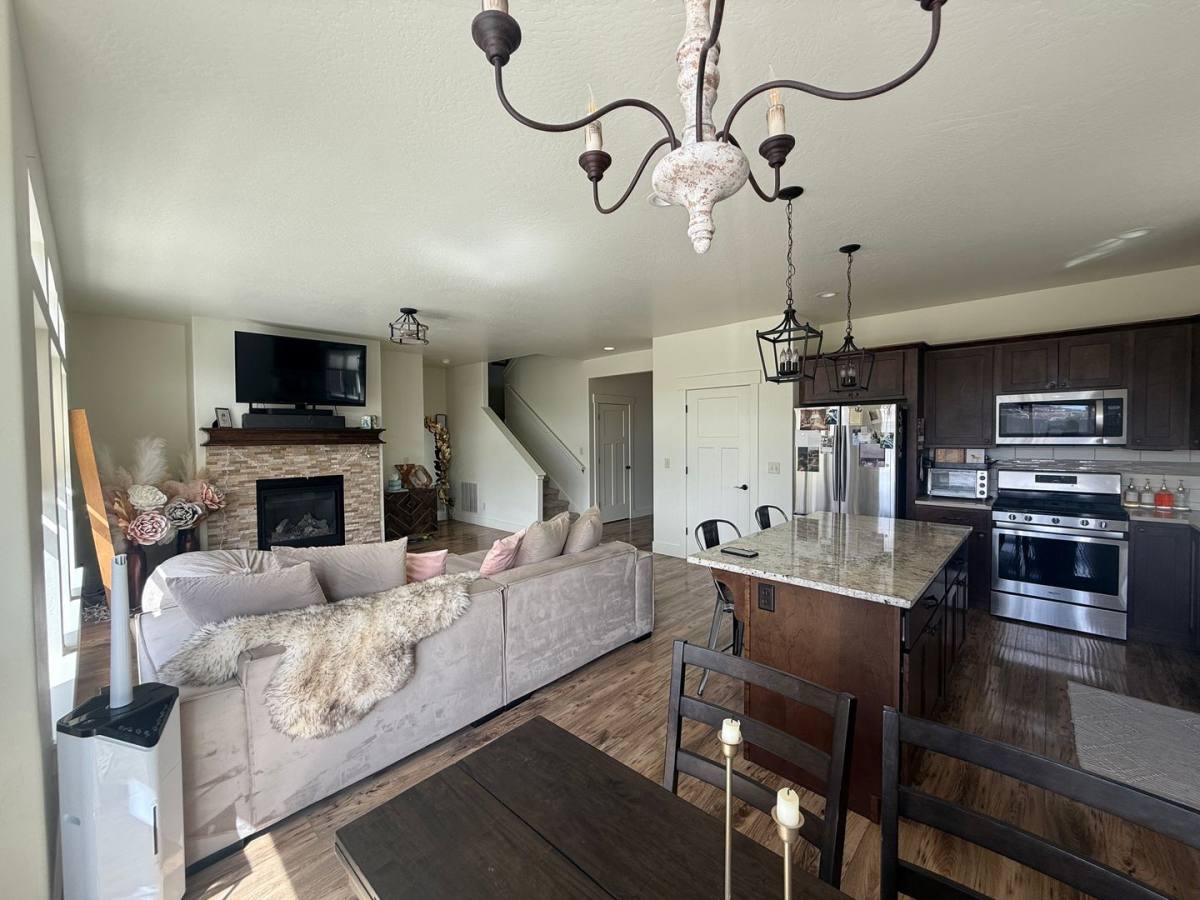 House for rent at 631 Cameron Loop, Bozeman, MT 59718