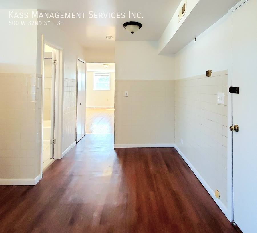 Apartment for rent at 500 W 32nd St #3F, Chicago, IL 60616