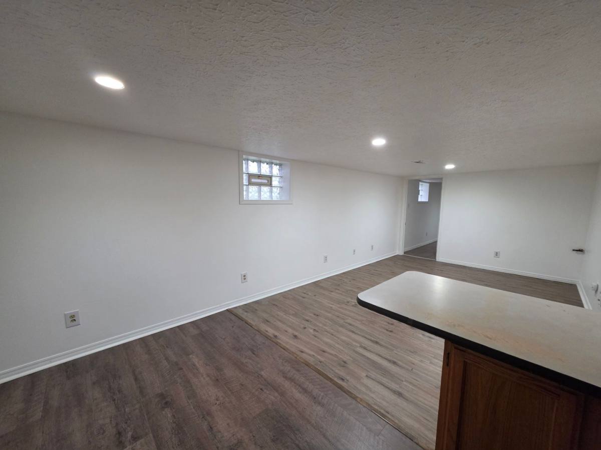 Apartment for rent at 398 E S St, Akron, OH 44311