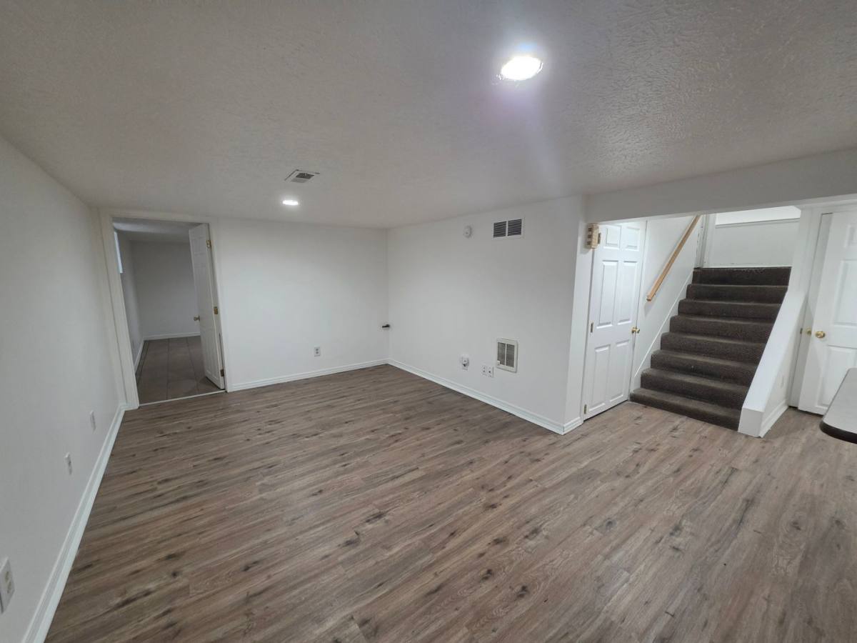 Apartment for rent at 398 E S St, Akron, OH 44311