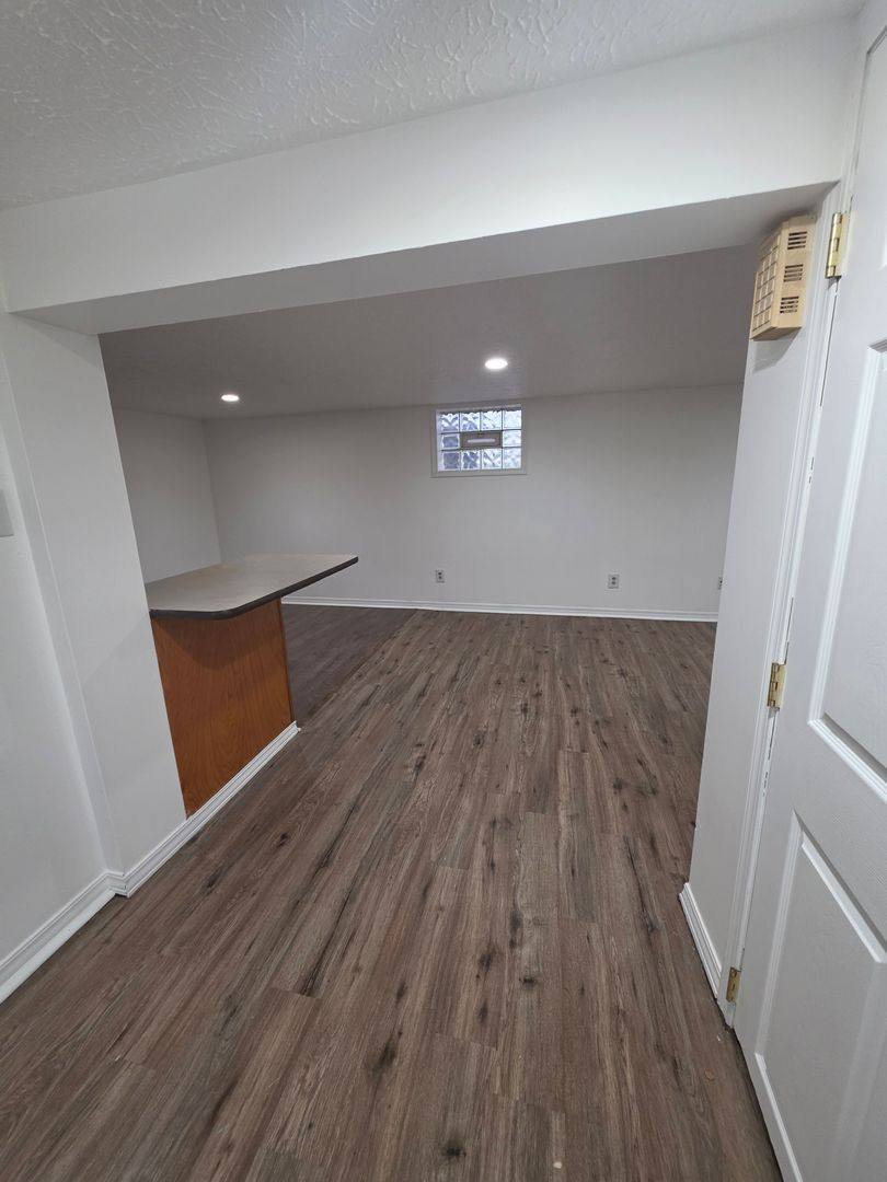 Apartment for rent at 398 E S St, Akron, OH 44311