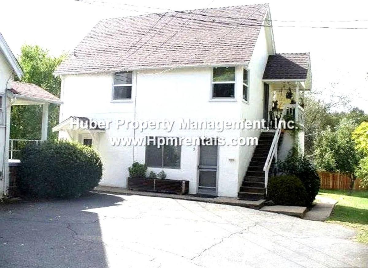 Apartment for rent at 327 Nevada St, Auburn, CA 95603