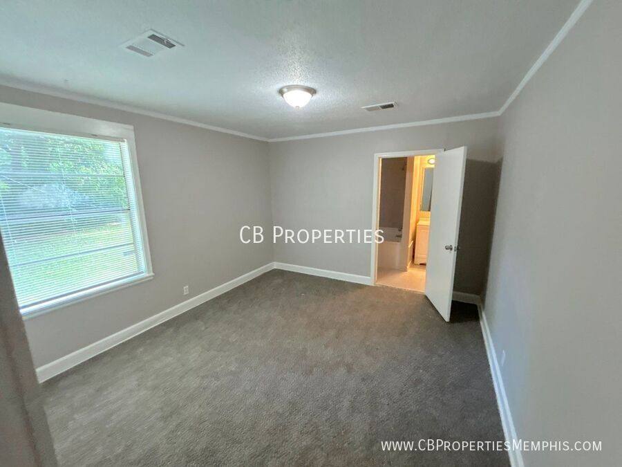 House for rent at 1018 McEvers Circle, Memphis, TN 38111