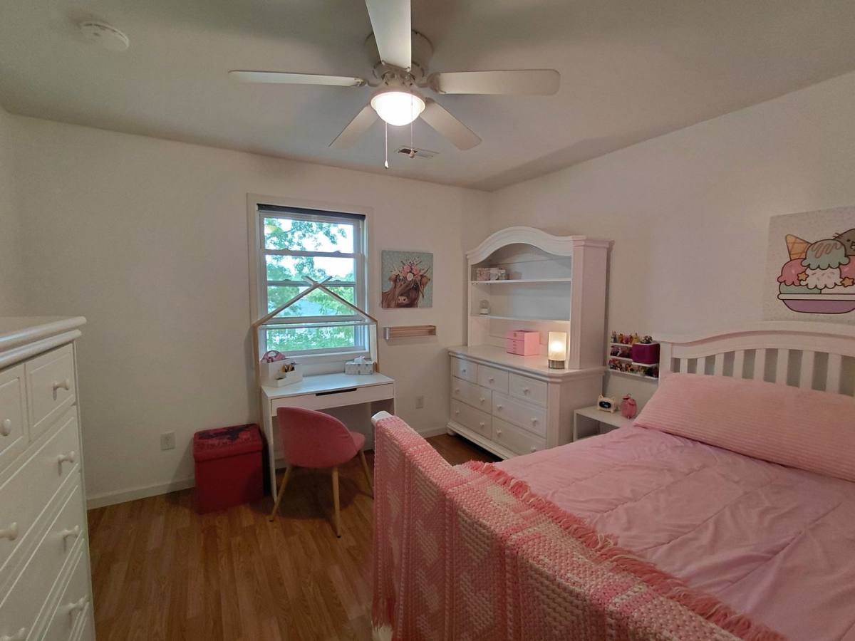 House for rent at 111 Shara Dr, Saint Robert, MO 65584