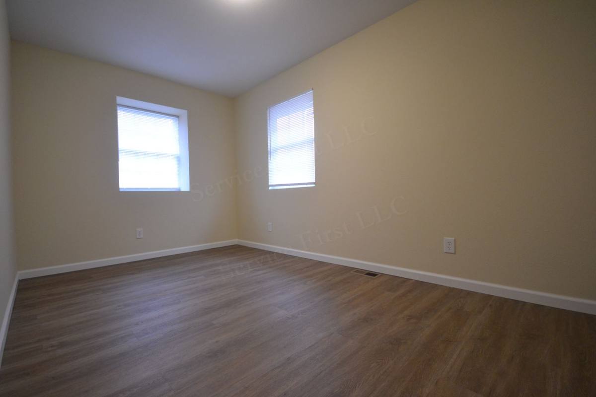 Apartment for rent at 512 N Poplar, Buffalo, MO 65622