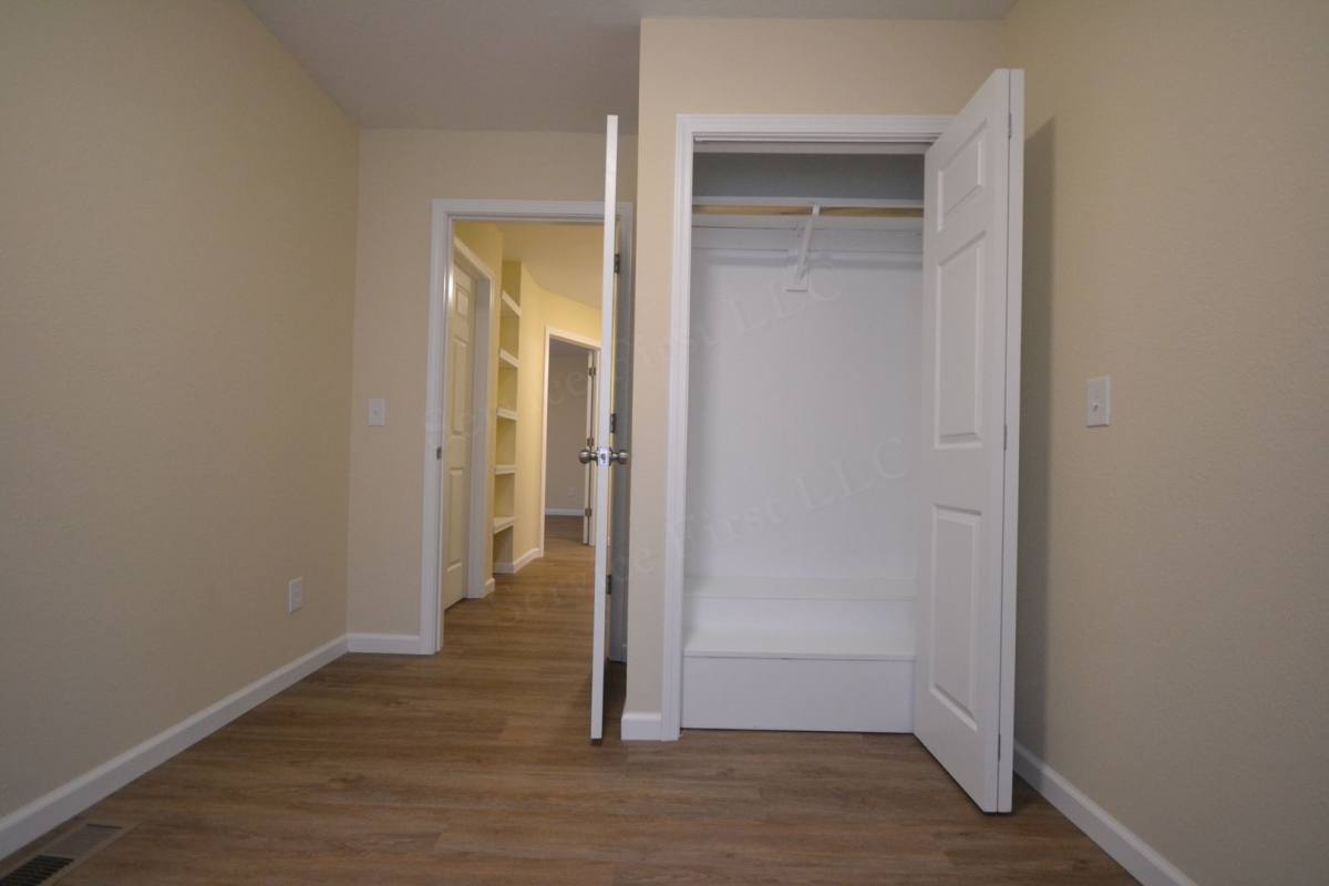 Apartment for rent at 512 N Poplar, Buffalo, MO 65622