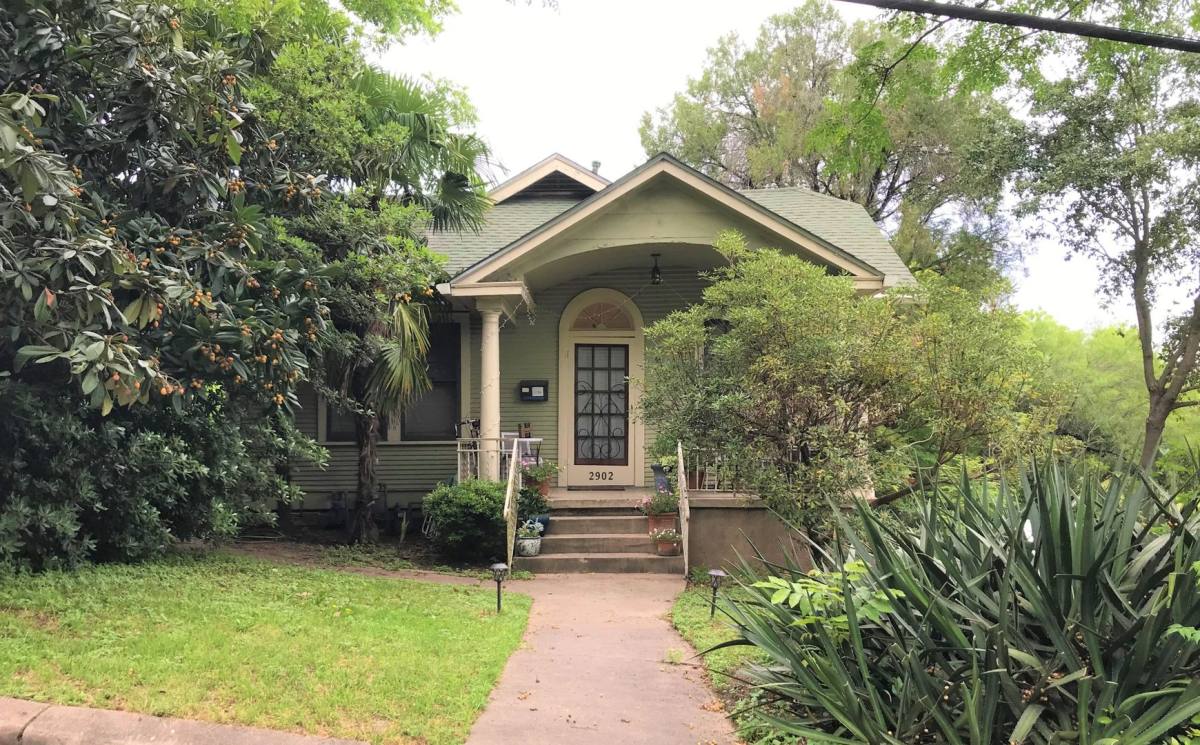 Apartment for rent at 2902 Hemphill Park, Austin, TX 78705