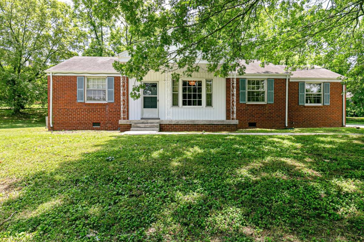 House for rent at 4824 Lynn Dr, Nashville, TN 37211