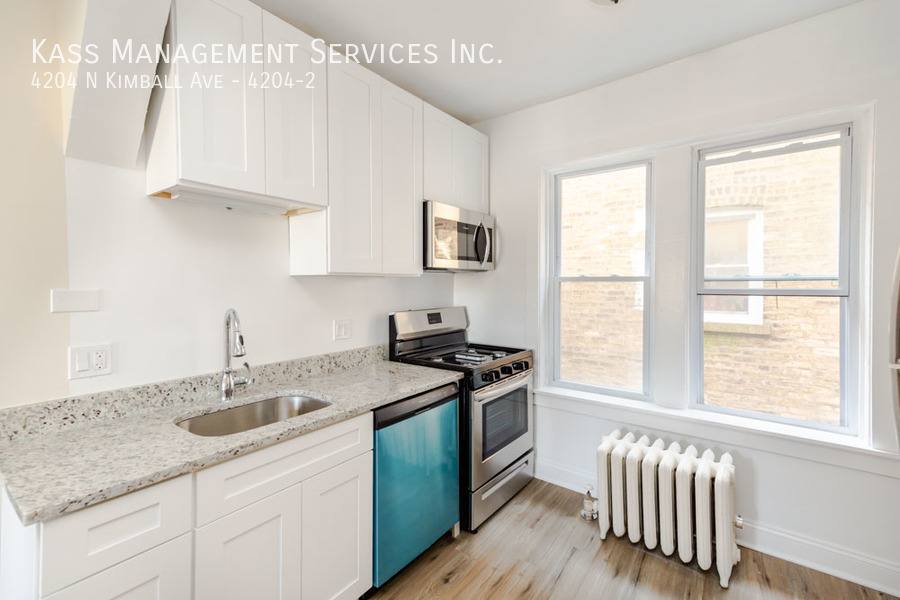 Apartment for rent at 4204 N Kimball Ave #2, Chicago, IL 60618